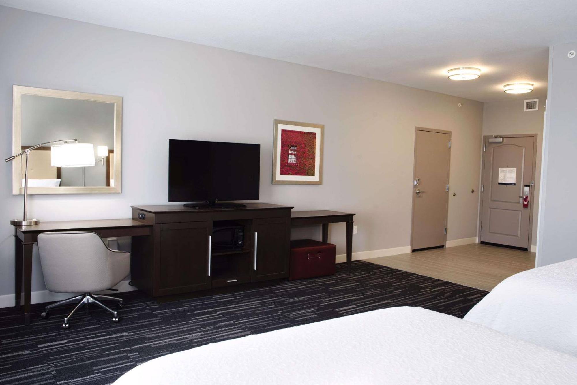 Hampton & Des Moines/urbandale Ia Hotel 3*