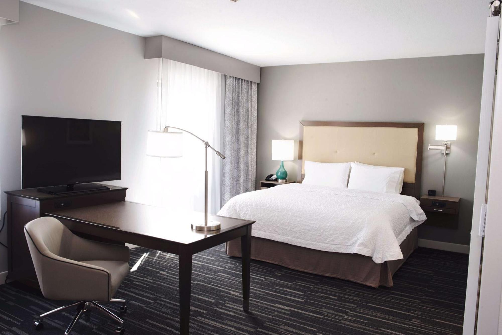 Hampton & Des Moines/urbandale Ia 3*